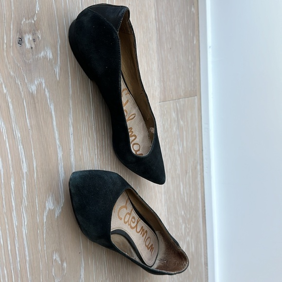 Chic Black suede Sam Edelman pointed toe flats - Picture 6 of 10